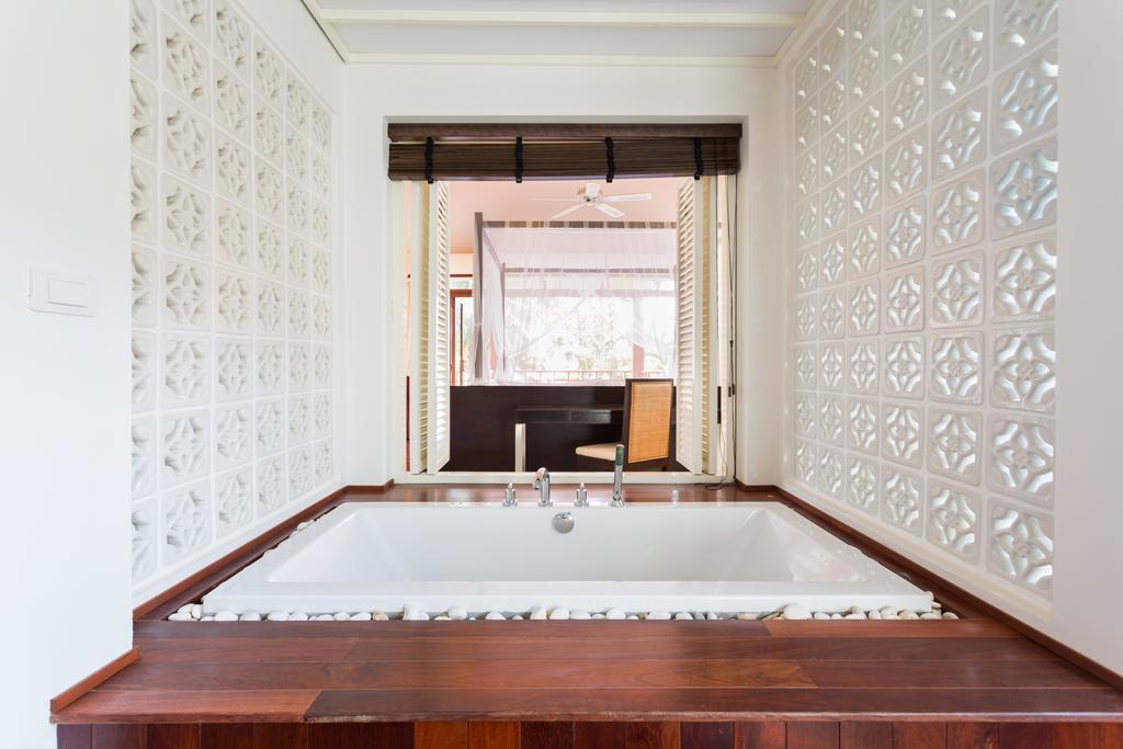 Amatapura Beachfront Villa 12, Sha Certified Ao Nam Mao Стая снимка